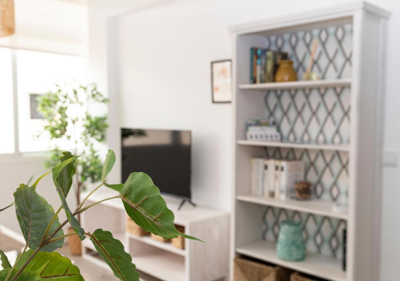 Apartamento Melina Arlu - Barrio Soho マラガ エクステリア 写真