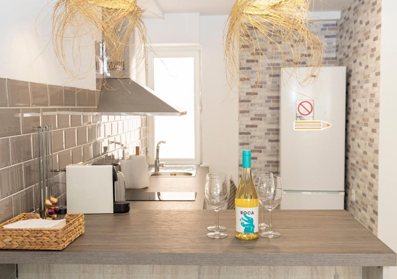 Apartamento Melina Arlu - Barrio Soho マラガ エクステリア 写真